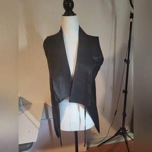 NWOT DANIER BLACK LEATHER VEST